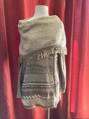 Knox 🌹 Rose , size XL women’s sweater